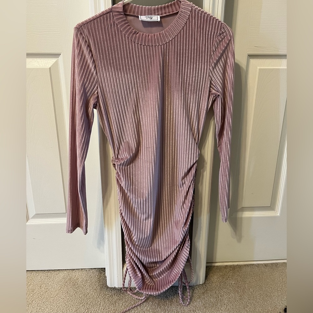 Shopthesethree boutique velvet dress